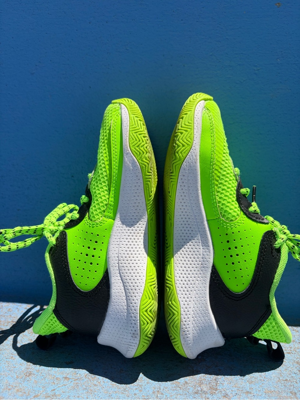 Under Armour Boys 13K Curry 3Z 24 Hyper Green Black Sneaker Shoes